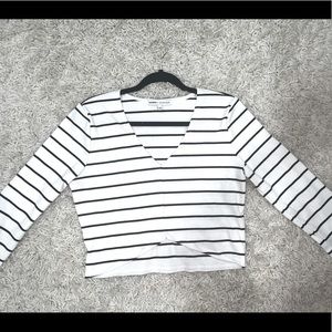 Black and White neck crop top